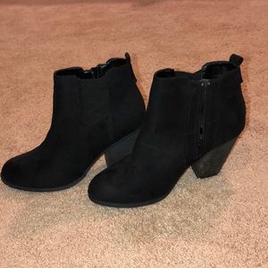 Black booties NEVER WORN